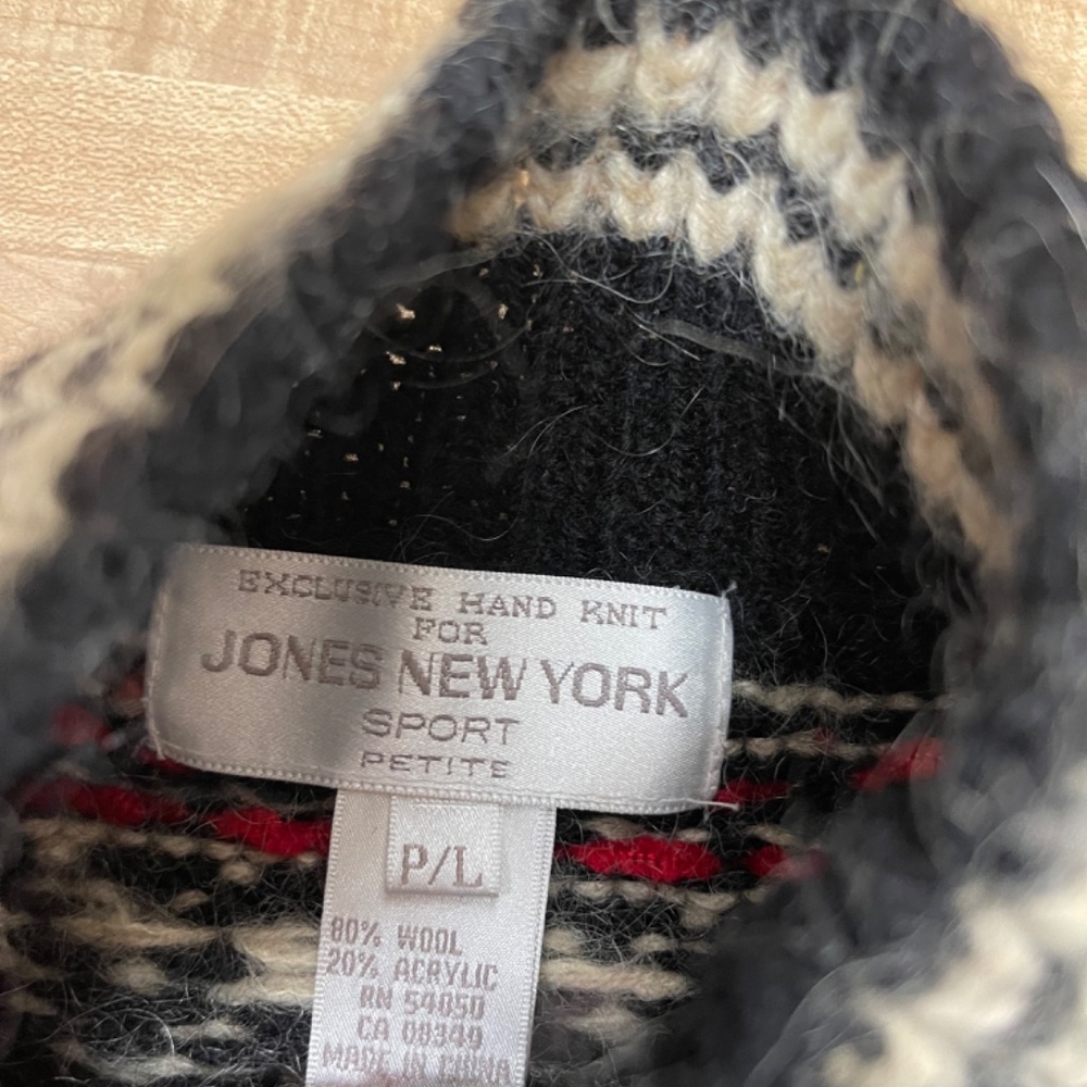 Wool Sweater - Picture 3 of 3